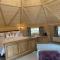 Woodland Lodge Oxen Craig