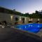 YalaRent Caesar's Villa with Private Pool - Ejlat