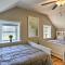 Patio and Fire Pit Idyllic Cottage in Hellertown!