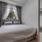 Luxury Promajna Beach Apartment