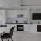 Luxury Promajna Beach Apartment