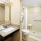 Holiday Inn Express & Suites Alpharetta by IHG