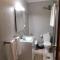 Hostal Crisol X Liste Station