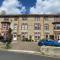 Clarendon View, Historic Apartment with Sea Views - 文特诺