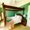 Clarendon View, Historic Apartment with Sea Views - 文特诺