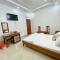 Lee Hotel