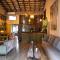 Pura Vida YerbaBuena Suite & Host