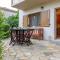 Small House with Garden & View - Promírion