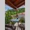 Small House with Garden & View - Promírion