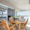 M A R I V E N T Suite with bathroom and terrace 50 m2