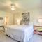 St Augustine Getaway with Porch 1 Block to Beach! - سانت أوغيستين