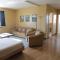 Athabasca Valley Inn & Suites