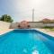 Home Idassa