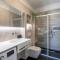 TEONA Luxury Apartment with jacuzzi and terrace sea view