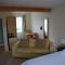 Over Studio Apartment - Over