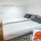 Ice guest house