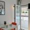 Hostal Lucia by gaiarooms