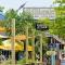 Siesta Key Village-Suite #2: A block to the Beach! - Sarasota