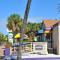 Siesta Key Village-Suite #2: A block to the Beach! - Sarasota