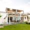Junior suite by the beach Stalida
