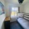 Acacia Breezes - Delightful Scarborough Semi