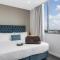 Meriton Suites Waterloo - Sydney