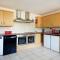Liverpool City Centre Private Rooms including smart TVs - with Shared Bathroom