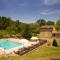 Il Mulino - beautiful, family-friendly Tuscan villa with fenced pool