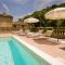 Il Mulino - beautiful, family-friendly Tuscan villa with fenced pool