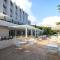 Carine Hotel Delfin
