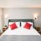 Hotel 32 32