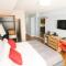 Hotel 32 32
