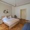 For celebrations spacious 3BDR apartment with balcony - Praha