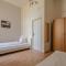 For celebrations spacious 3BDR apartment with balcony - Praha