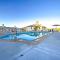 Branson Condo on Golf Course with Pool Access! - 布兰森