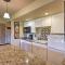 Bend Condo with Deck, Resort-Style Amenities and Views! - Bend