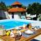 Oryza Guest House& Suites