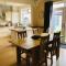 Acacia Breezes - Delightful Scarborough Semi