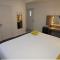 Guest Rooms @ 128