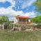 House Mali dvori