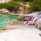 Fully renovated studio apartment with a seaview - 塞维德