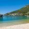 Apartments Ivica - Beachfront