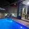 Quintal Secreto com Piscina Aquecida - 布罗塔斯