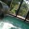 La casa con piscina riscaldata interna ANNA LUXURY GARDEN