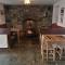Aille River Tourist Hostel and Campsite Doolin