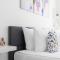 Trendy flat by the University