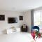 Immaculate Central Windsor Town House with parking