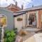 Immaculate luxury retreat in pretty village with great pubs - Box Valley Cottage