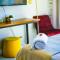 Exquisite Pont de Val Riverside Escape Apartment - Parys