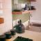 Exquisite Pont de Val Riverside Escape Apartment - Parys